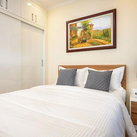 Brilliant Hcmc Top Rated Service Apartment Хошимин Экстерьер фото